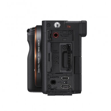 Fotoaparatas Sony Alpha a7C + 28-60mm Black + 200 susigrąžink+papildoma 1-erių metų garantija