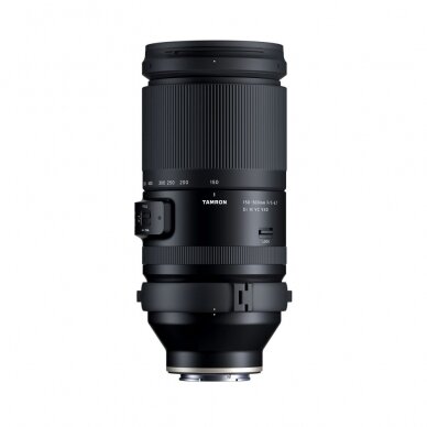 Tamron 150-500mm F/5-6.7 Di III VC VXD